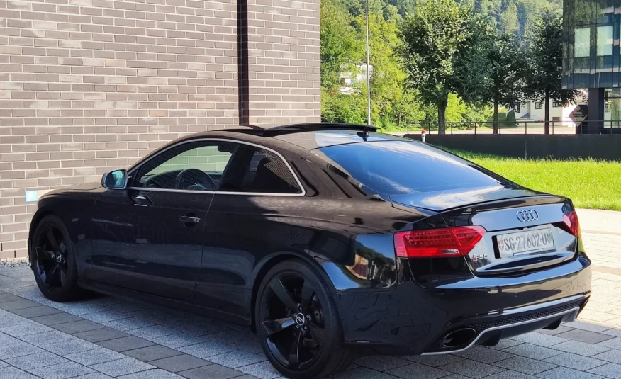 AUDI RS5 Coupé 4.2 FSI quattro S-tronic
